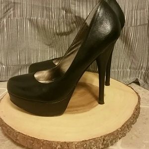 Preloved zigi soho black heels
